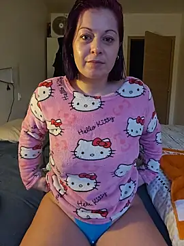 Chaudesquirt online show from February 18, 2026, 7:06 am