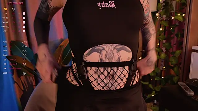 MichaellaMoon online show from February 1, 2025, 12:51 am