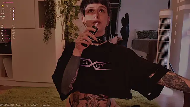 MichaellaMoon online show from September 9, 2025, 12:14 pm