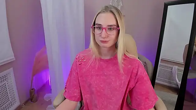 barbie nude online show from December 5, 2024, 6:39 pm