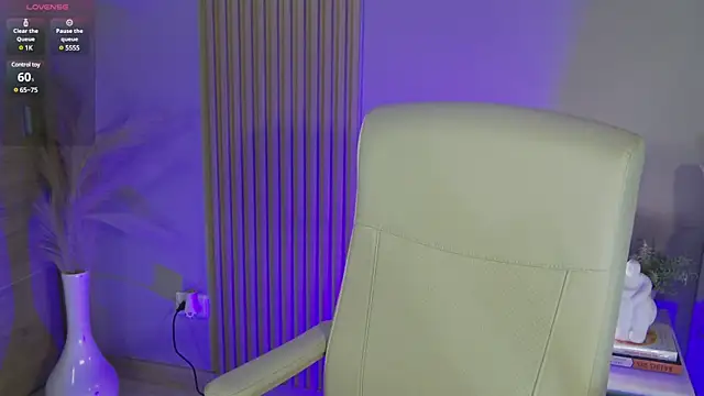 Alessia-miller  online show from December 7, 2024, 12:03 am