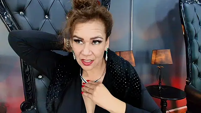 Snapshot of MelaniaKnauss chatting on February 22, 2025, 4:19 pm MelaniaKnauss online show from February 22, 2025, 4:19 pm