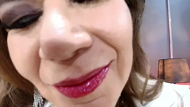Snapshot of MelaniaKnauss chatting on February 25, 2025, 8:42 pm MelaniaKnauss online show from February 25, 2025, 8:42 pm