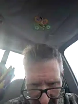 AronMellon76 online show from December 15, 2025, 5:08 pm