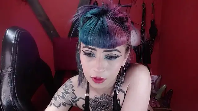 Snapshot of AlissaPeachx chatting on February 8, 2025, 9:35 am AlissaPeachx online show from February 8, 2025, 9:35 am