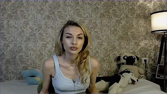 Ella Milla online show from November 5, 2025, 10:07 am