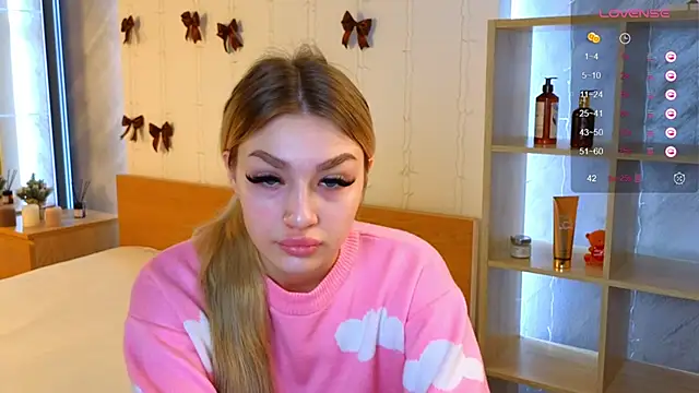 Ella Milla online show from December 25, 2024, 5:26 am