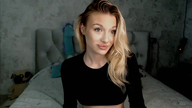 Ella Milla online show from July 17, 2026, 12:57 pm