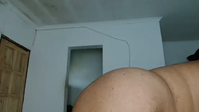 Hugetittiesxx2 online show from January 17, 2026, 5:22 am