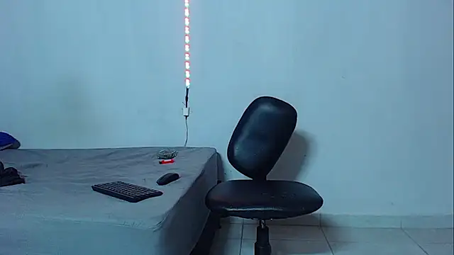 mikecoper 23 online show from October 25, 2025, 3:23 pm