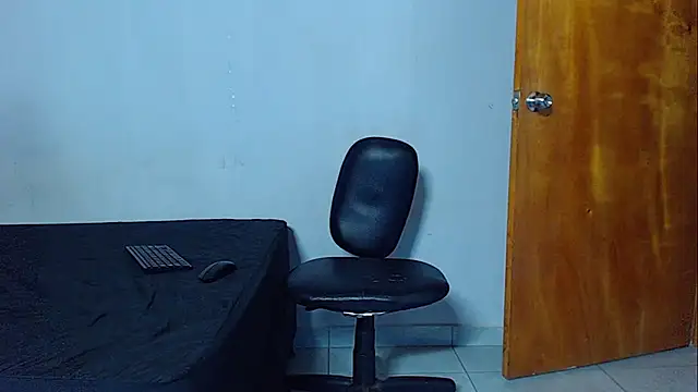 mikecoper 23 online show from February 23, 2026, 2:02 am