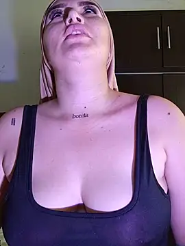 Celeste camila18 online show from May 31, 2026, 6:09 pm