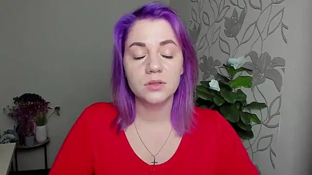 MariaSttone online show from March 15, 2026, 7:43 pm