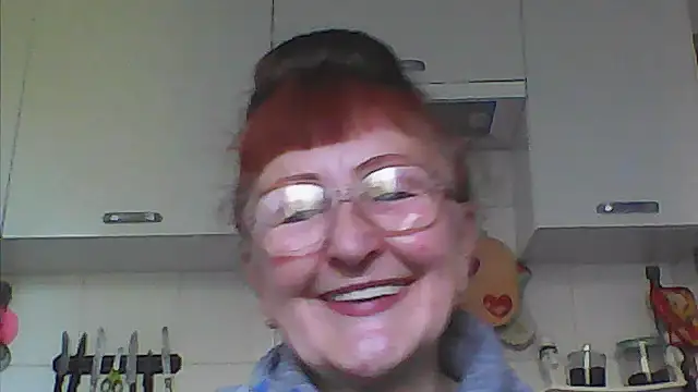 Snapshot of TanyaSweet634 chatting on April 28, 2026, 5:23 am TanyaSweet634 online show from April 28, 2026, 5:23 am