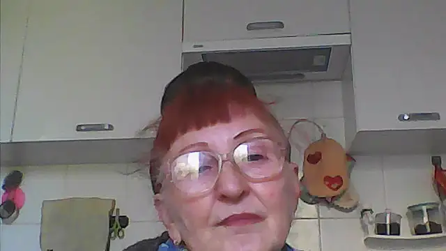 Snapshot of TanyaSweet634 chatting on April 27, 2026, 5:27 am TanyaSweet634 online show from April 27, 2026, 5:27 am