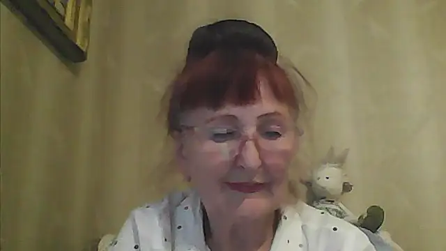 TanyaSweet634 online show from July 28, 2026, 3:32 pm