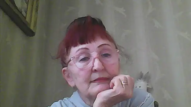 Snapshot of TanyaSweet634 chatting on June 5, 2026, 5:23 am TanyaSweet634 online show from June 5, 2026, 5:23 am