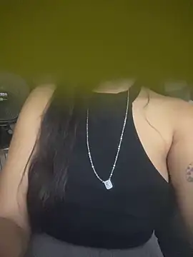 Snapshot of aylanaa chatting on April 4, 2026, 4:19 am aylanaa online show from April 4, 2026, 4:19 am