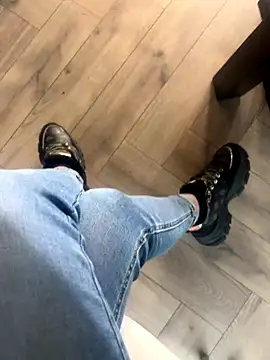 FeetVibe online show from October 13, 2025, 7:21 am