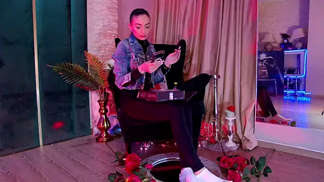 FeetVibe online show from April 16, 2026, 4:02 am