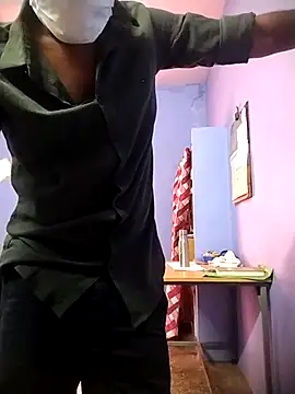 Tamilandteluguboy14 online show from March 22, 2025, 6:43 am