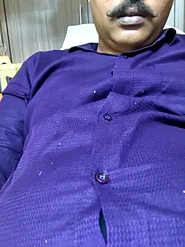 Snapshot of Vinay-kumar89 chatting on February 10, 2026, 7:07 am Vinay-kumar89 online show from February 10, 2026, 7:07 am