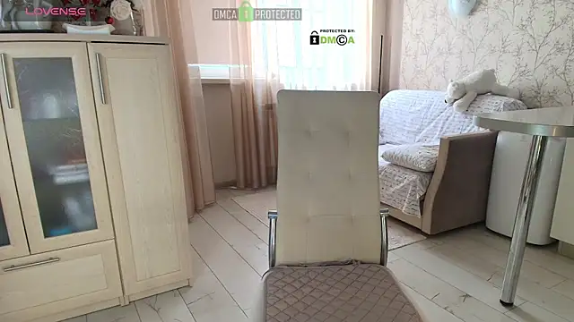 MilfeaN online show from February 19, 2026, 9:39 am