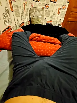 Azerty0911 online show from November 27, 2025, 8:09 pm