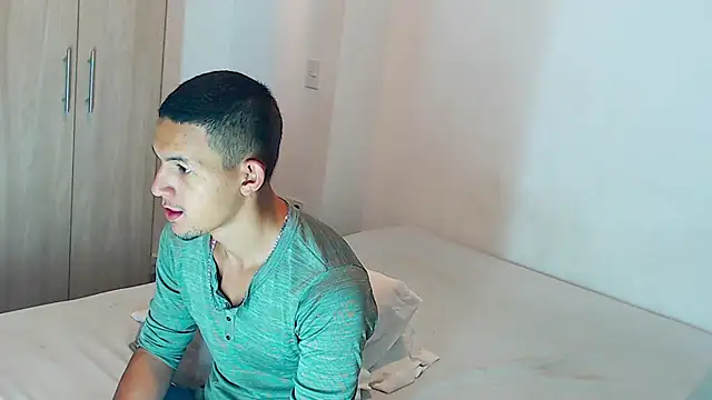 Snapshot of meridandwither chatting on February 6, 2025, 10:14 am meridandwither online show from February 6, 2025, 10:14 am