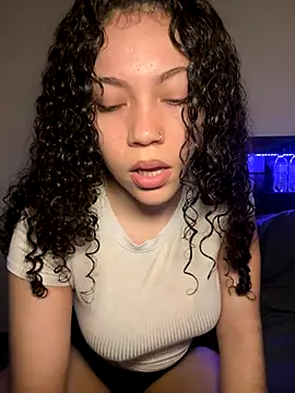 ladylavish online show from December 5, 2025, 5:06 am