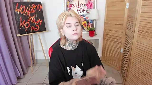 mekurisu online show from December 4, 2025, 3:05 am