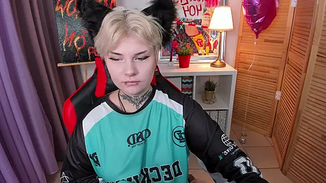 Snapshot of mekurisu chatting on March 14, 2025, 1:16 am mekurisu online show from March 14, 2025, 1:16 am