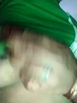 Snapshot of saloni19881 chatting on September 24, 2025, 2:51 am saloni19881 online show from September 24, 2025, 2:51 am