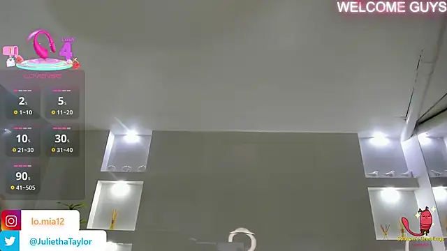 julietha taylor online show from September 27, 2025, 3:34 am