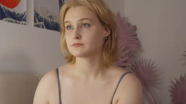 tiffannyjons online show from March 15, 2025, 5:04 pm