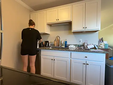 MissSwitch online show from March 18, 2025, 12:50 pm