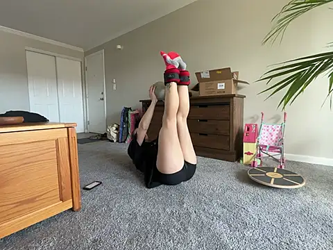 MissSwitch online show from March 14, 2025, 3:58 pm