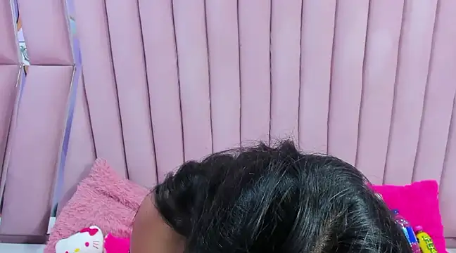 Snapshot of nathalia_pink chatting on December 27, 2024, 8:07 pm nathalia pink online show from December 27, 2024, 8:07 pm