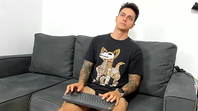 JeanBroc online show from October 2, 2025, 8:45 pm