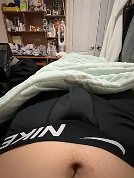 wistonchang2006 online show from January 21, 2025, 6:11 am