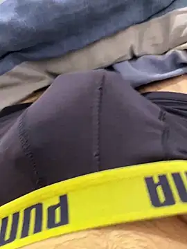 Lcrete online show from November 23, 2025, 6:07 pm