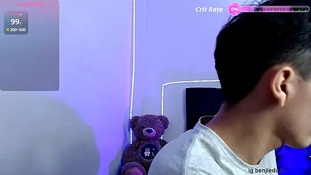 benji hoter online show from September 20, 2025, 5:51 pm