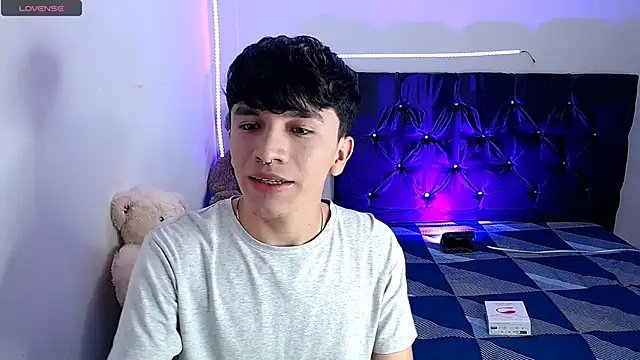 benji hoter online show from October 18, 2025, 10:23 pm