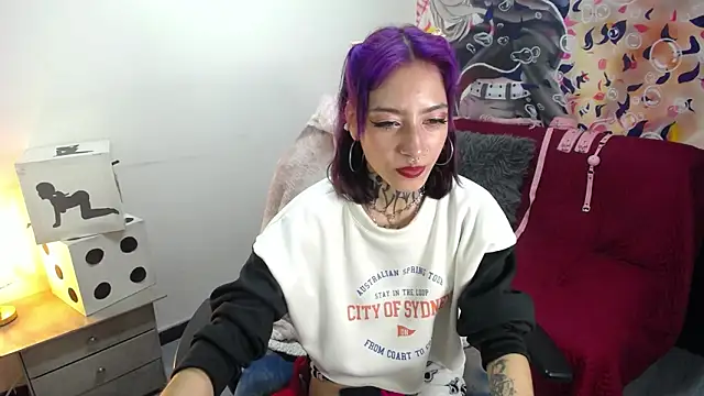 Scarllett BDSM online show from April 11, 2026, 7:45 am