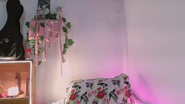 Scarllett BDSM online show from July 2, 2026, 3:23 am