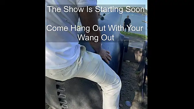 bear russian hunk online show from May 20, 2026, 2:03 pm