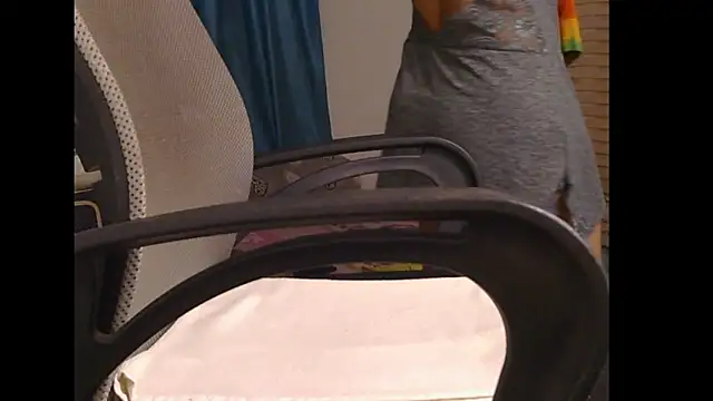 AngelLiza69 online show from October 5, 2025, 1:35 pm