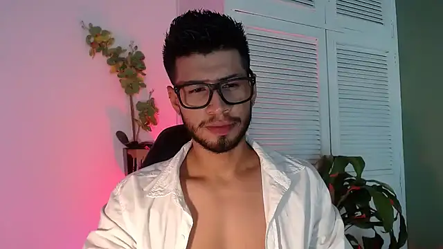 Colby brown03 online show from September 16, 2025, 7:37 pm