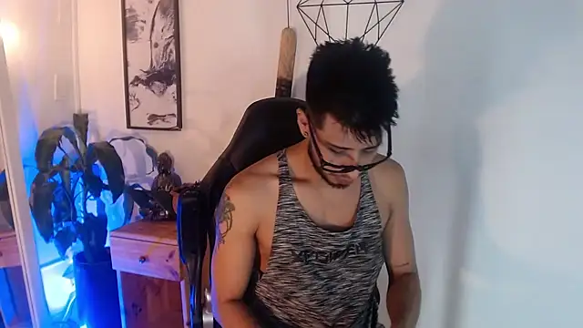 Colby brown03 online show from April 16, 2026, 7:47 pm