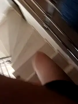 Kalia Cross online show from September 23, 2025, 6:42 am